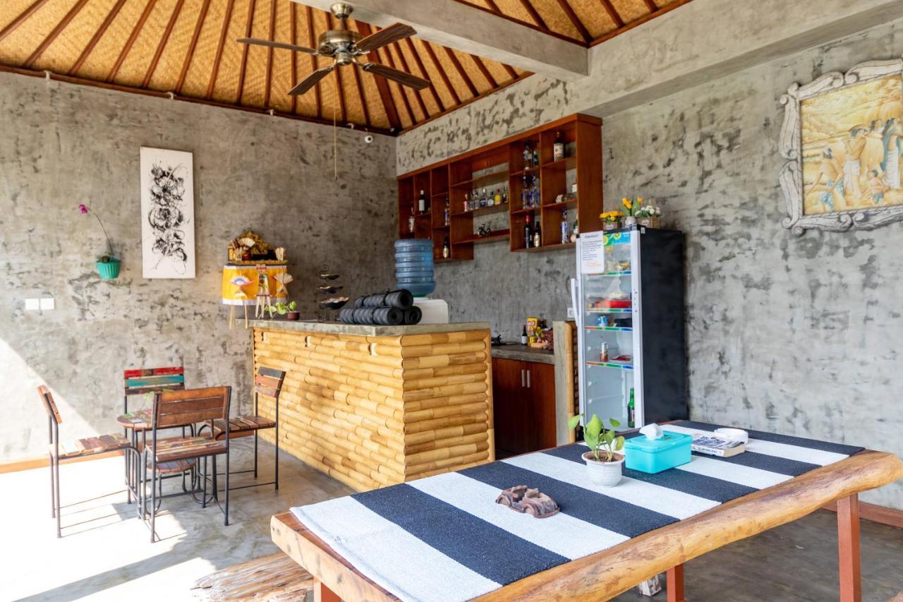 D-Anyar Stay And Surf Canggu Exteriör bild