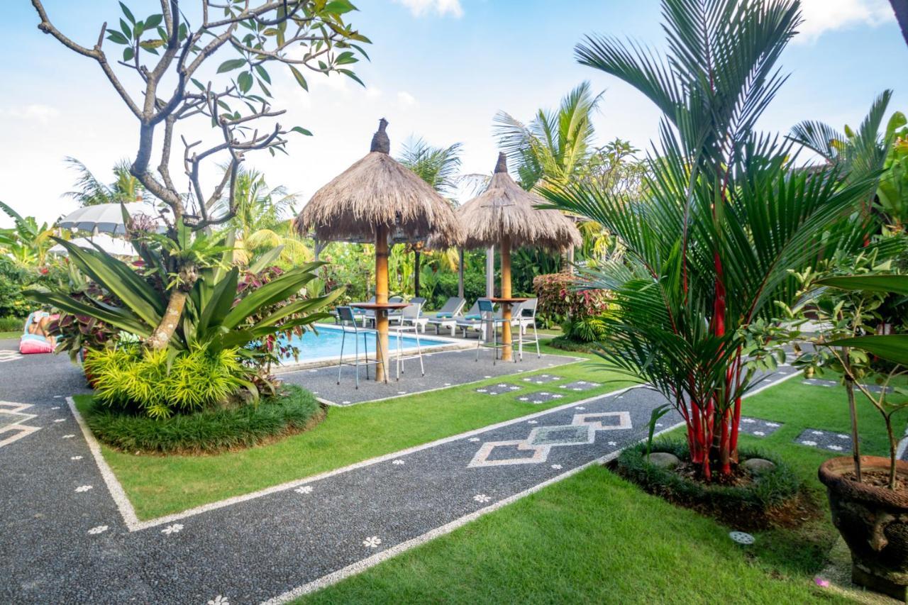 D-Anyar Stay And Surf Canggu Exteriör bild
